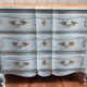Commode patine bleu vieilli