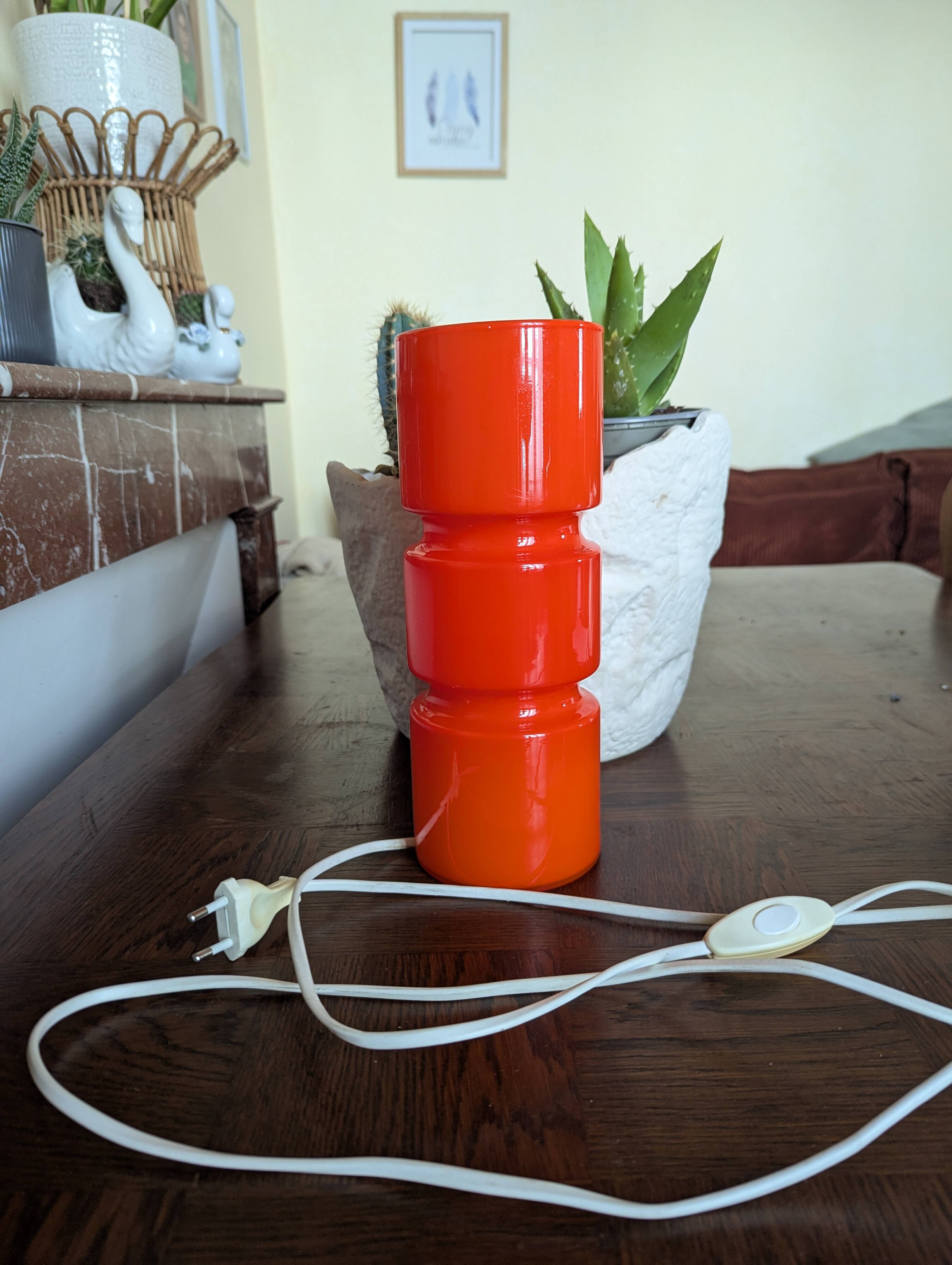 Lampe à poser Space Age en opaline orange, années 70