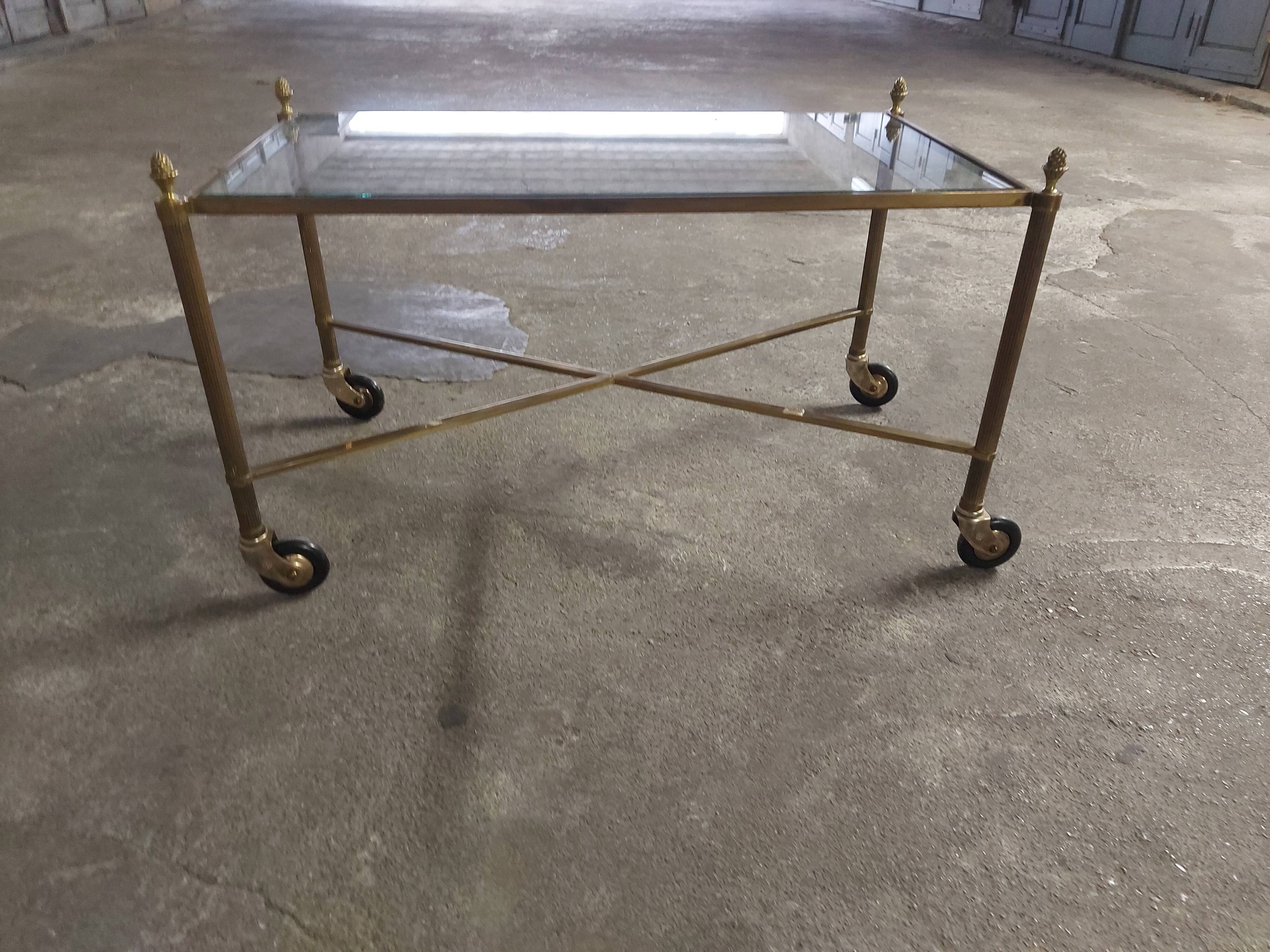 Table basse roulante en bronze doré vintage