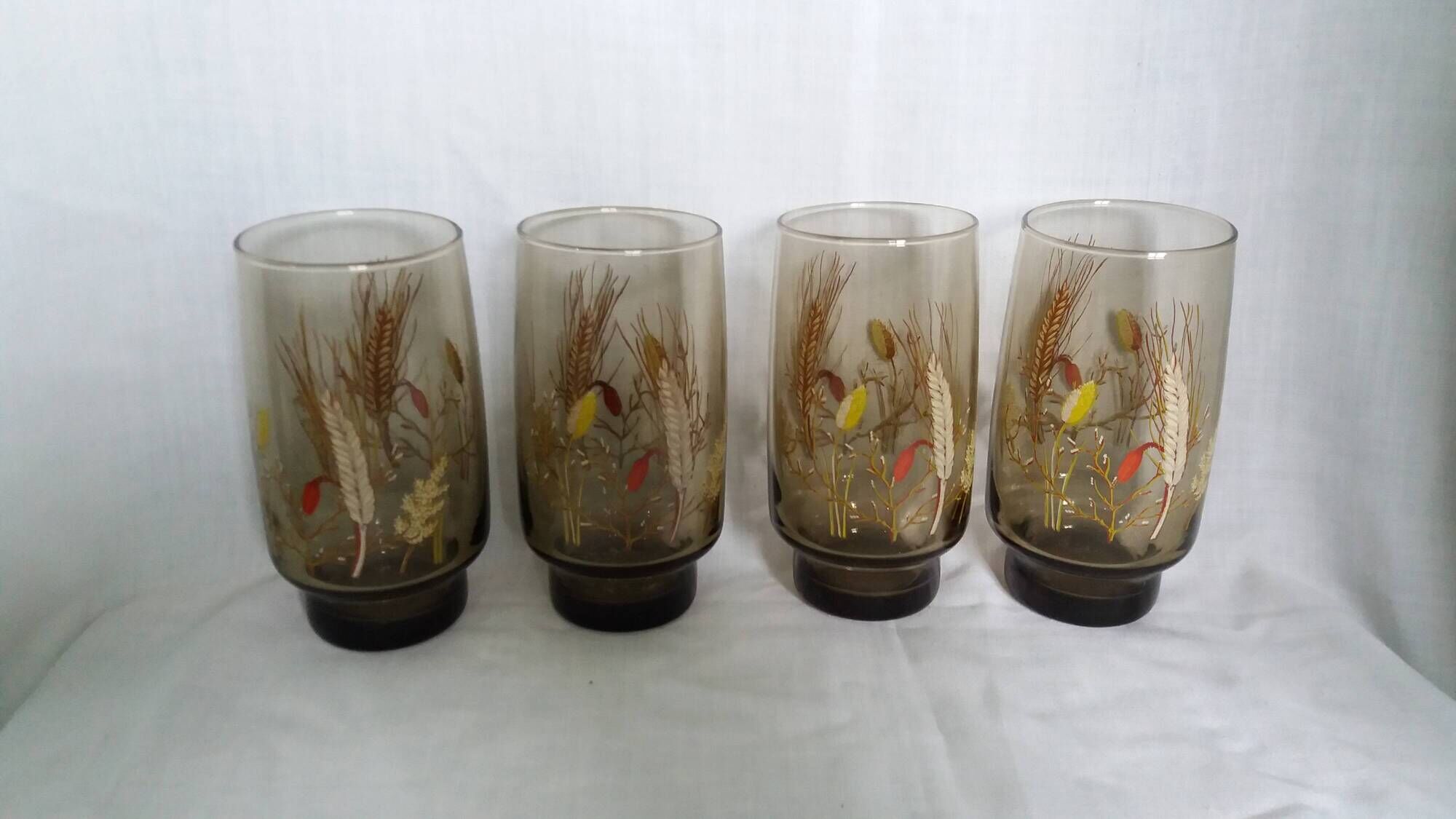 Verres Luminarc Tivoli set of 8, large amber glasses with a grass motif.