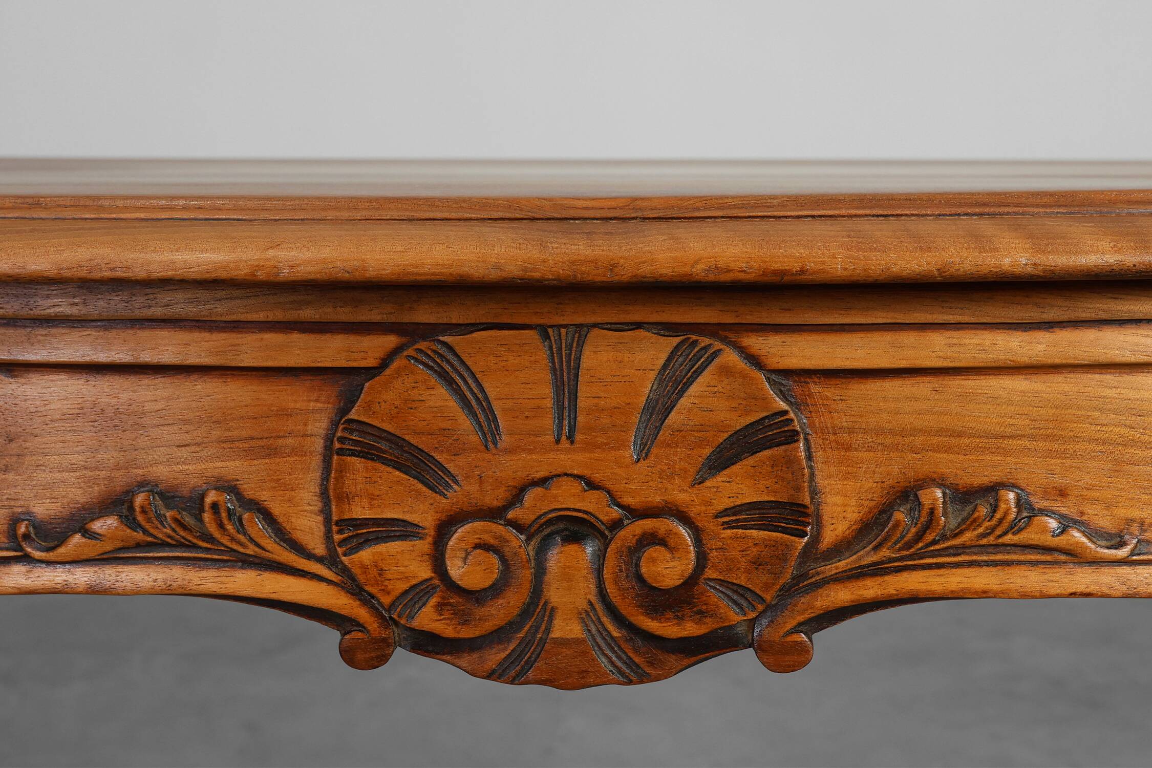 Late 19th‑century Walnut side table in the Louis XV style, France
