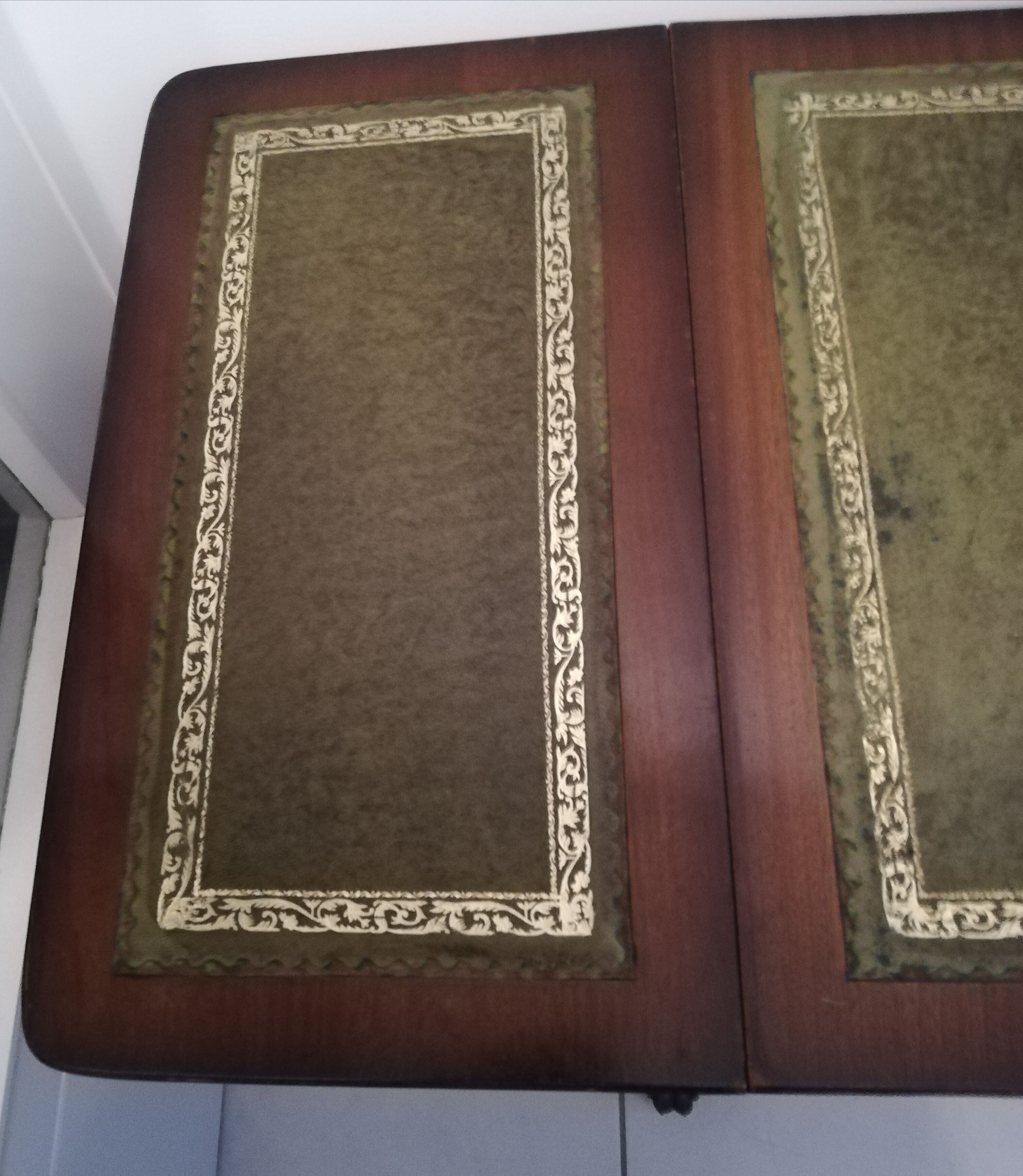 English office with flaps and lyre base