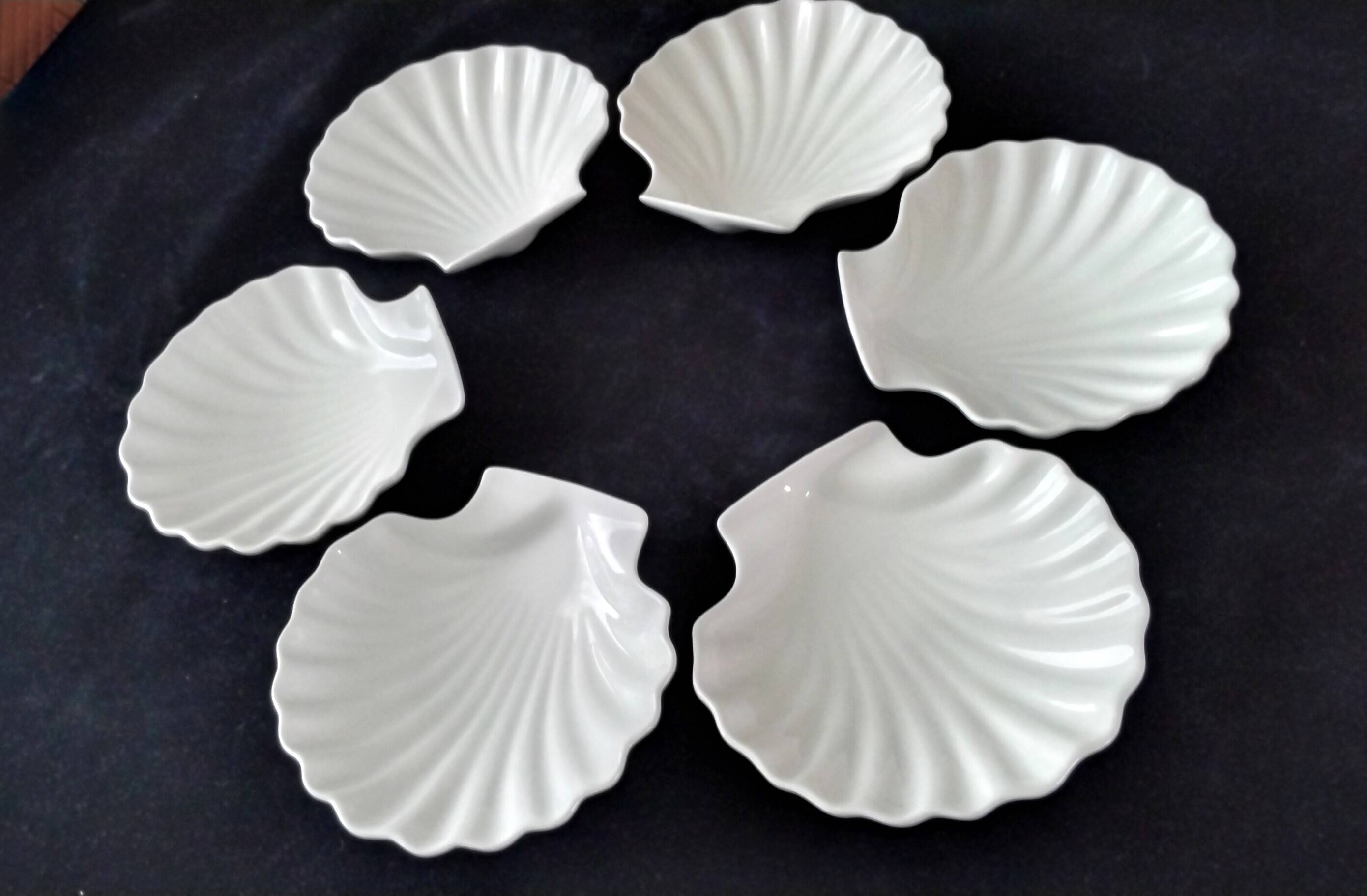 6 white Limoges porcelain shell-shaped dishes