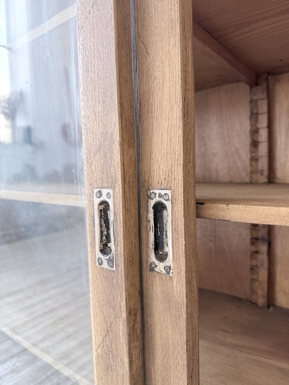XXL 3m pine and oak display cabinet with glass doors