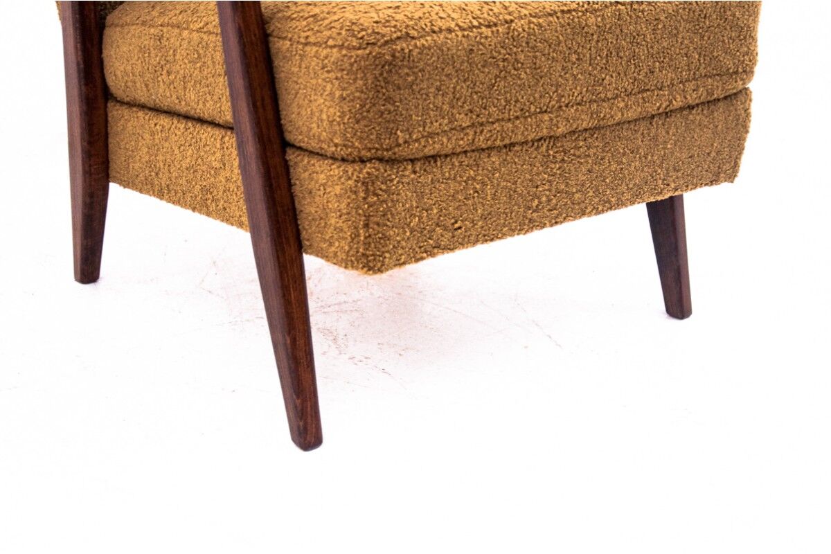 Yellow vintage armchair in bouclé fabric, Denmark, 1960s. After restoration.