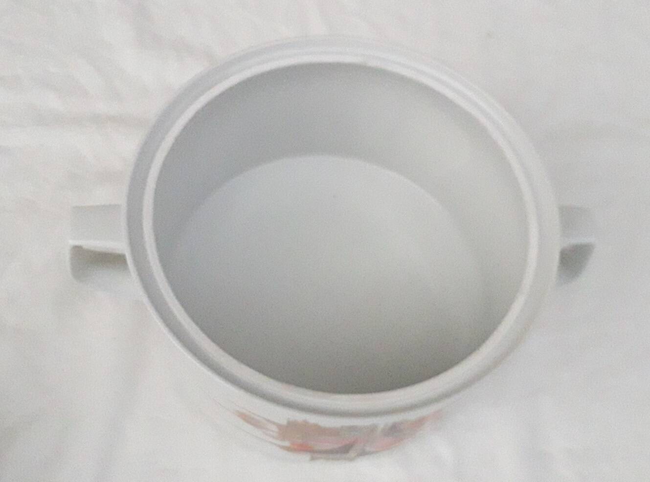 Porcelain vegetable dish 70