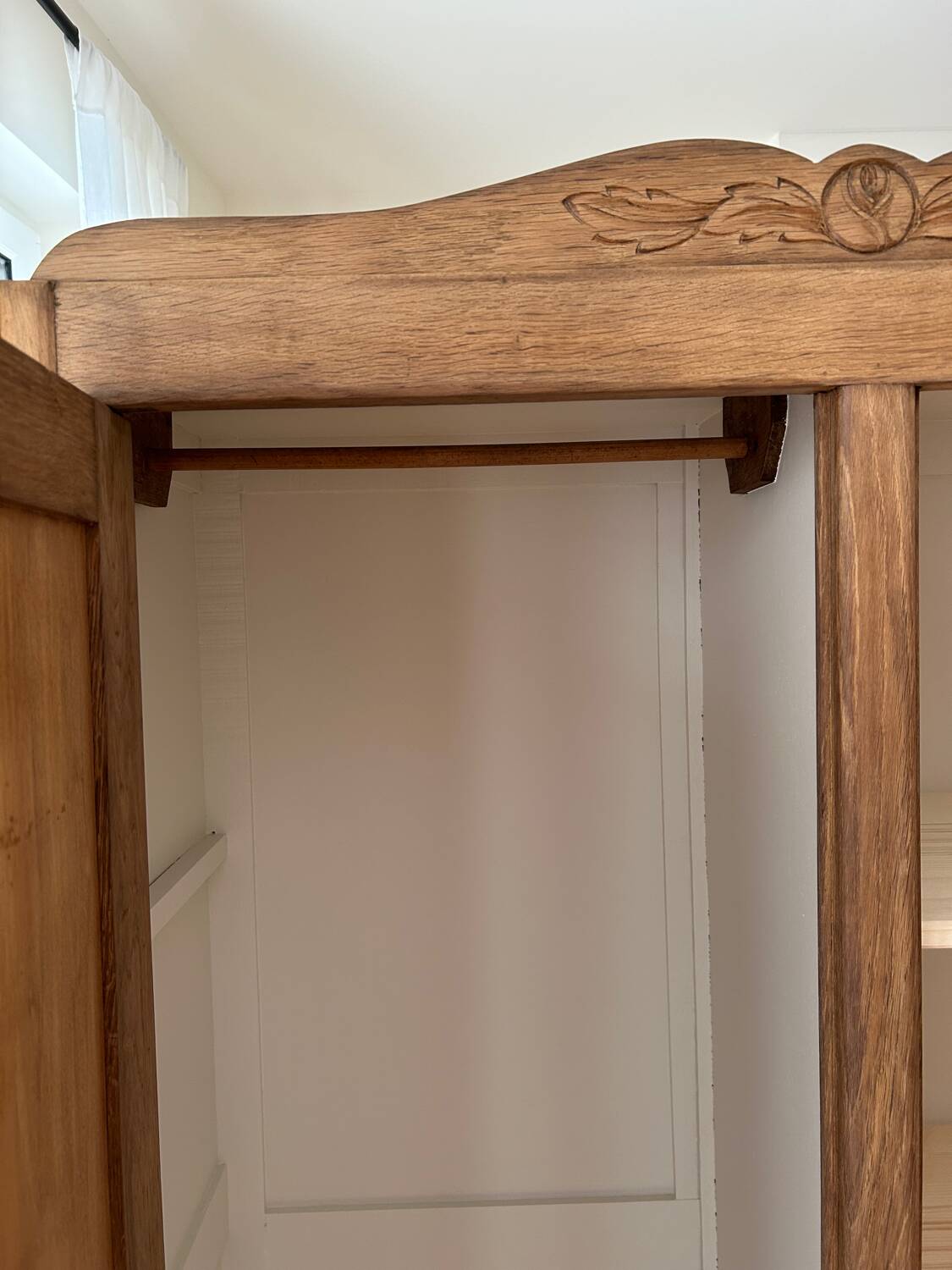 Art Deco style wardrobe in raw oak
