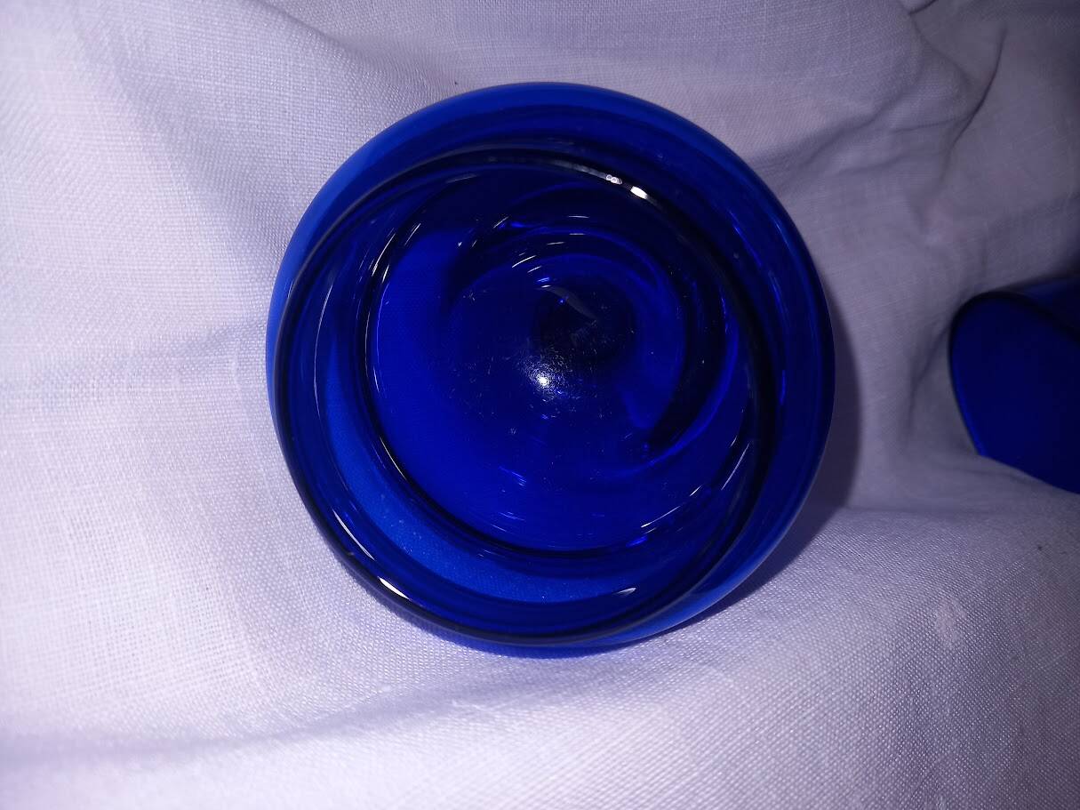 Blue pot
