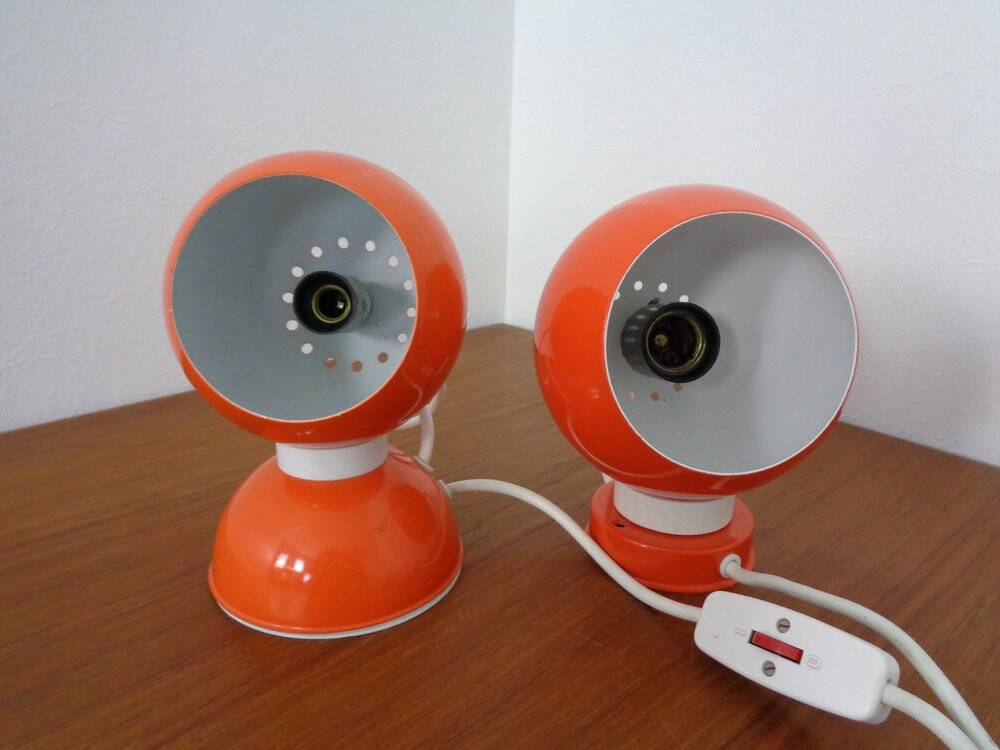 Italian Space Age Metal Internal Magnet Table Lamps by Reggiani, 1960s, Set of 2