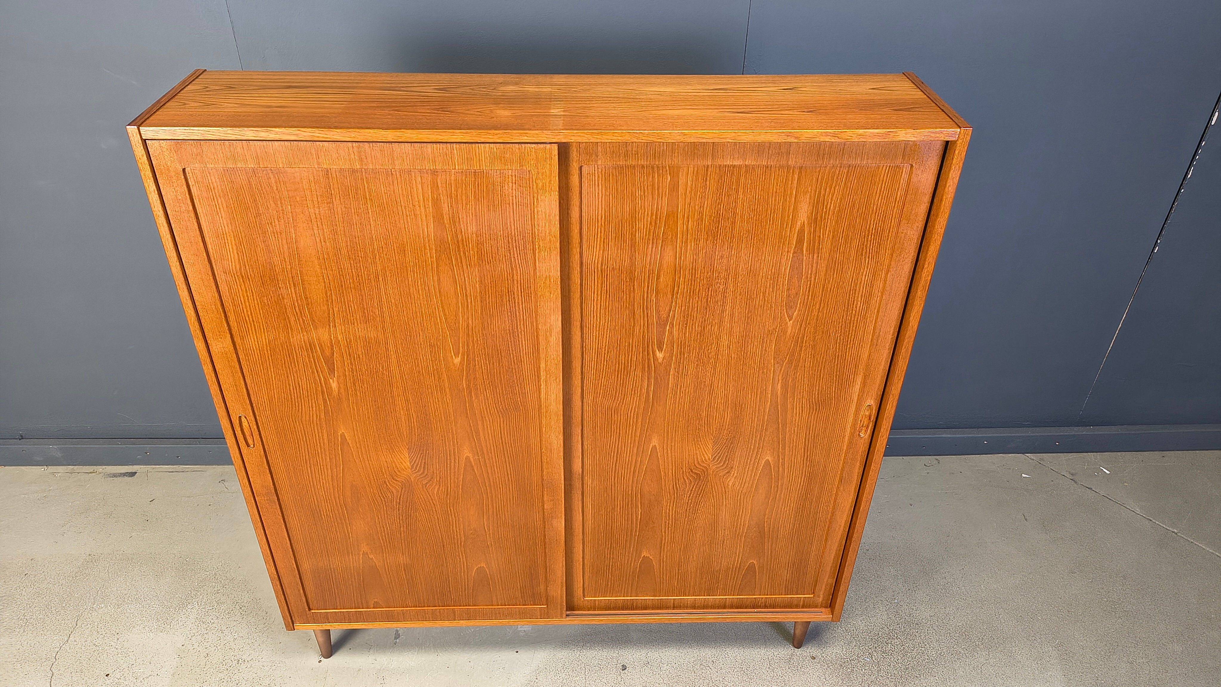 Mid-century Danish cabinet by Poul Hundevad, 1960s