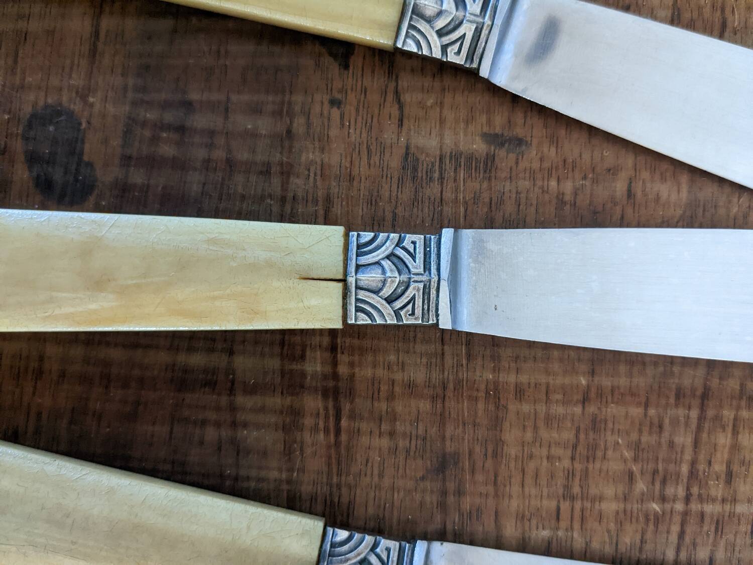 Set of 7 Apollonox knives