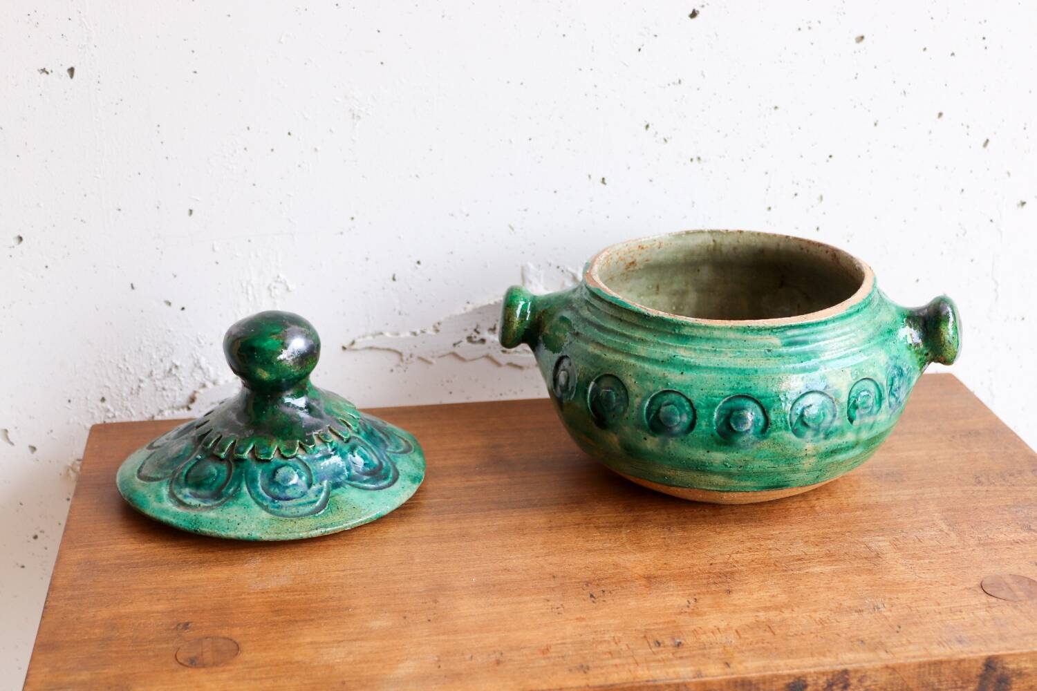 Vintage Celine Dein green ceramic pot