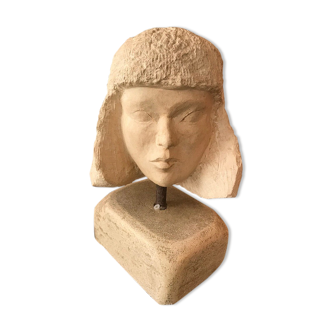 Sculpture head in carved stone
