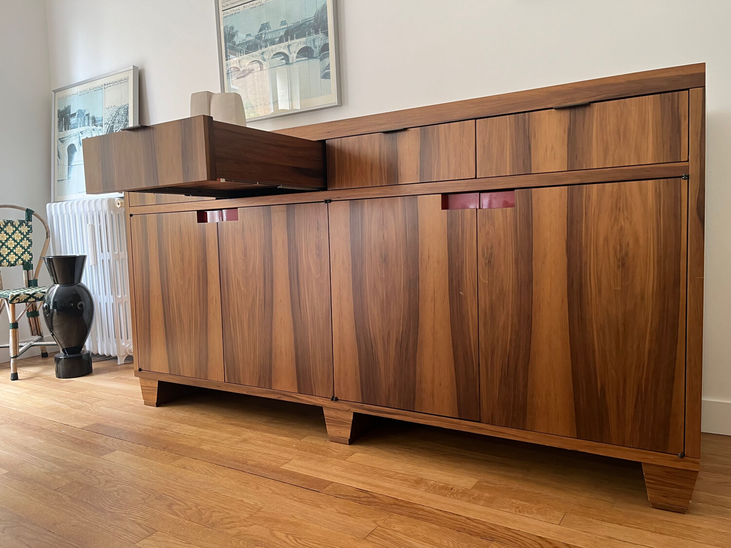 Buffet of very fine quality