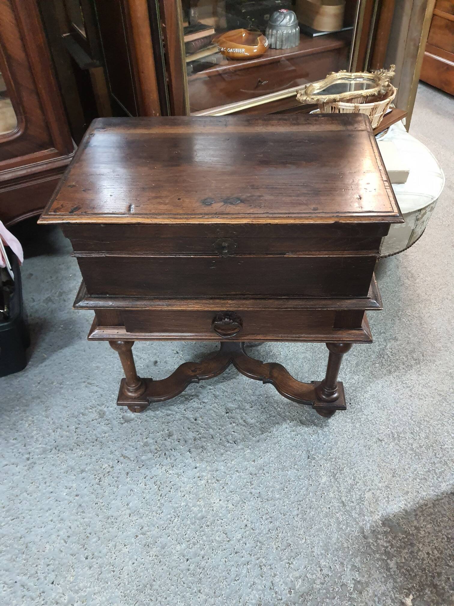 Small 19th century oak chest