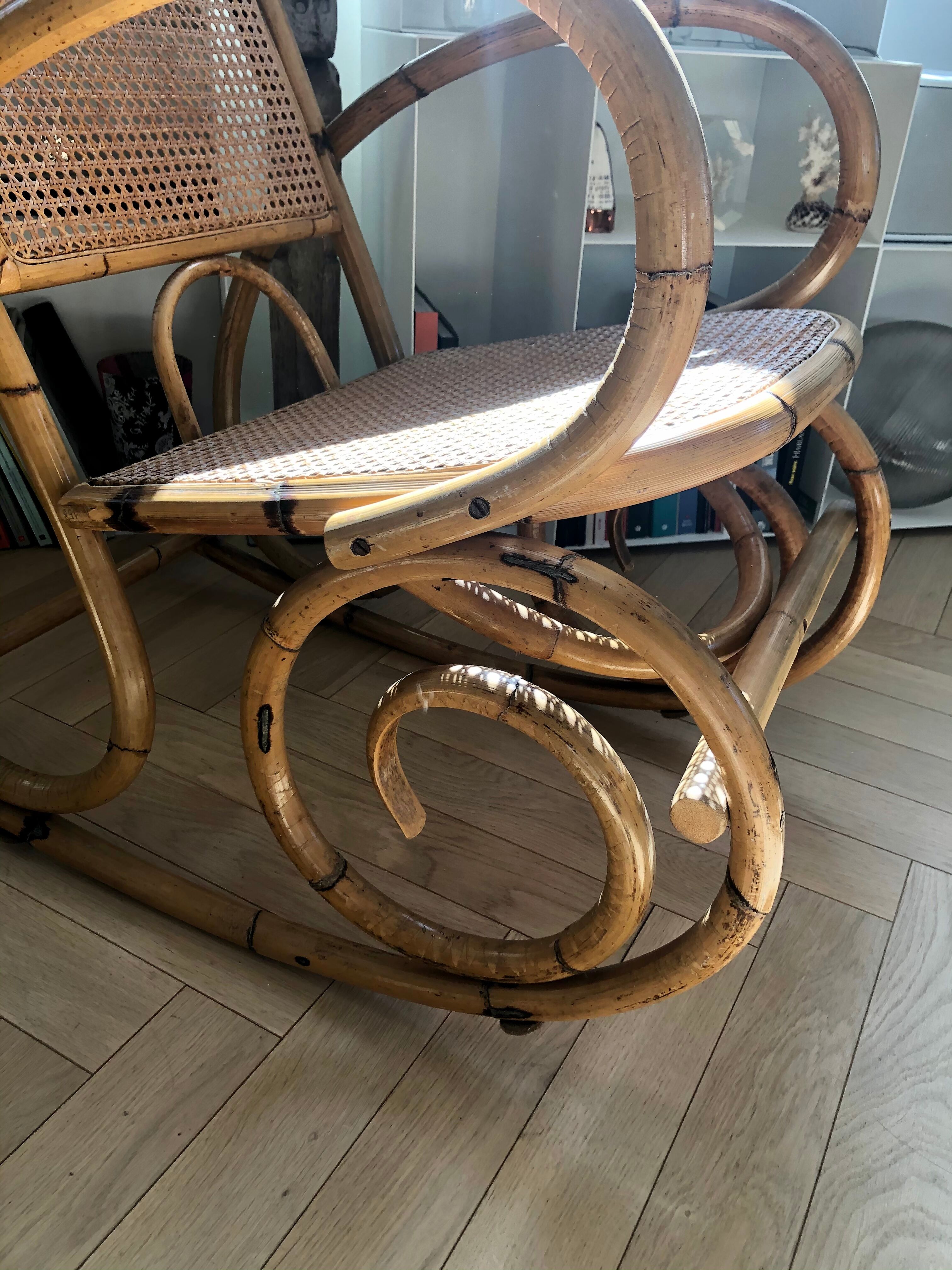 Vintage rocking-chair rattan