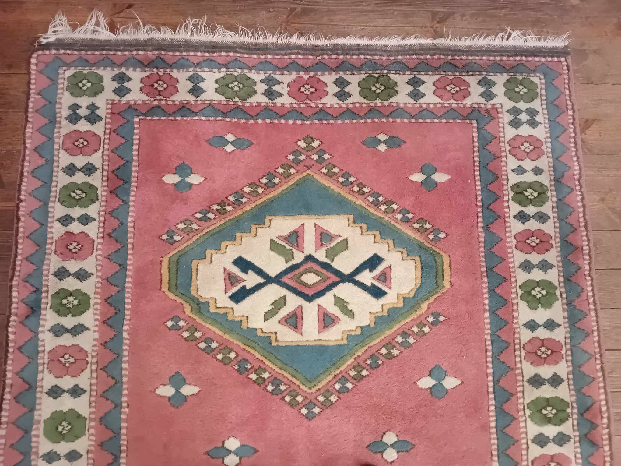 Handmade Anatolian Kars rug 232x166cm