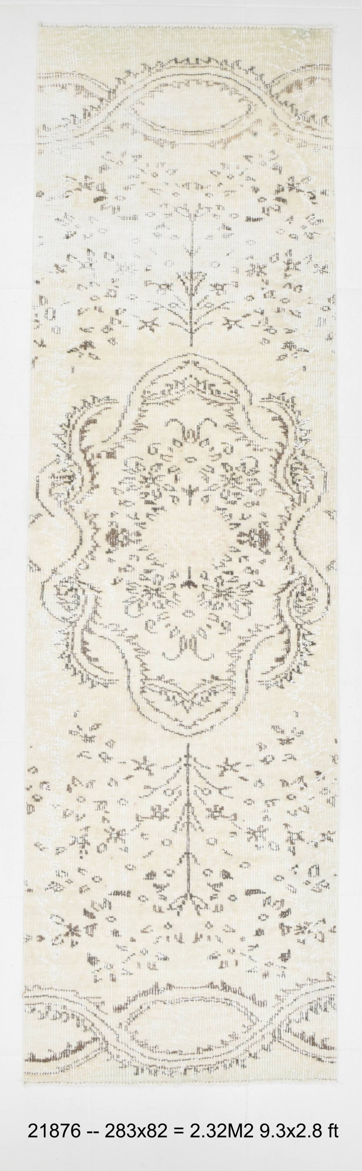3x9 Oriental Classic Runner Rug, 82x283Cm