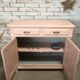 Buffet parisien vintage rose pâle
