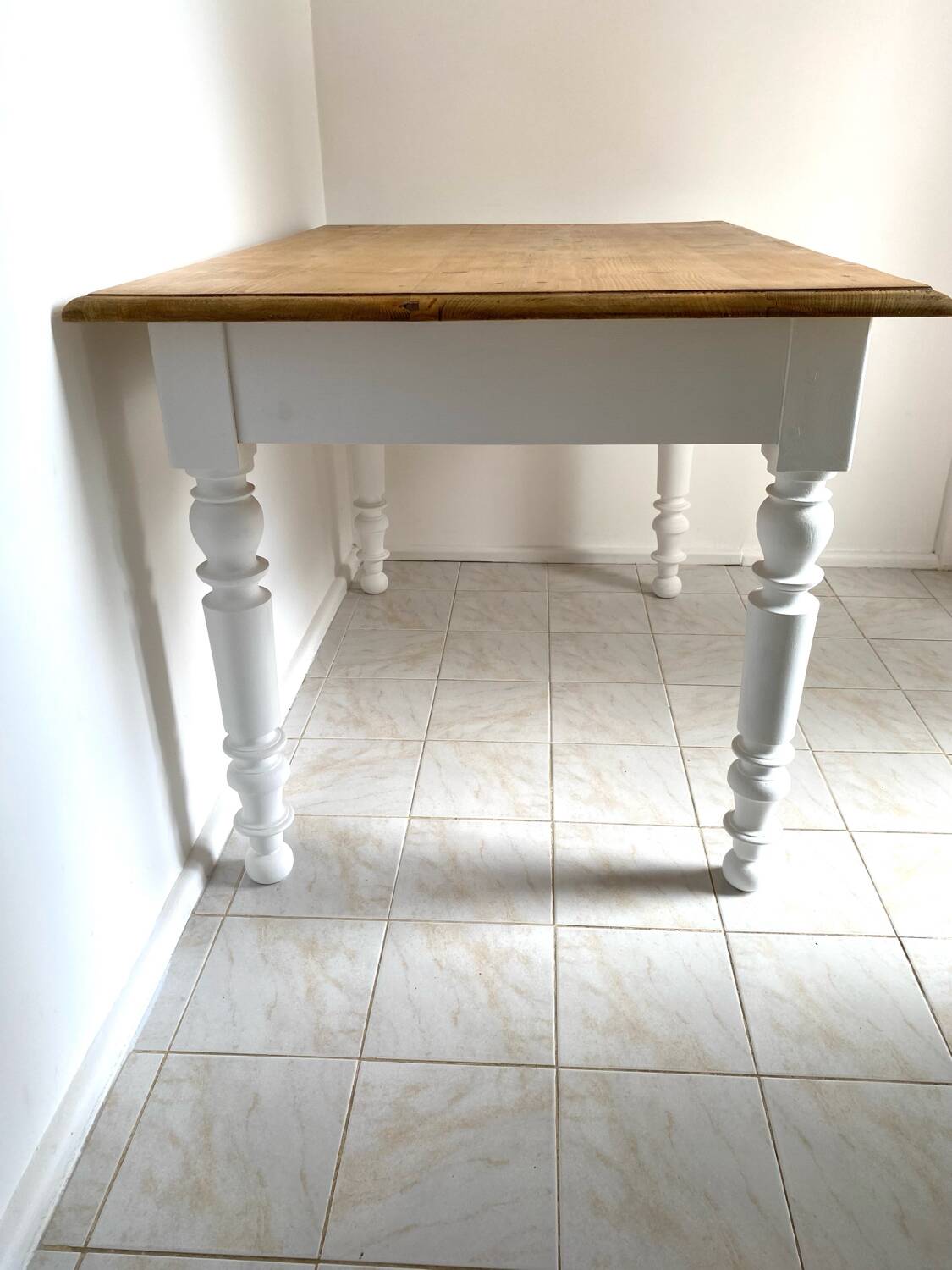 Farmhouse table