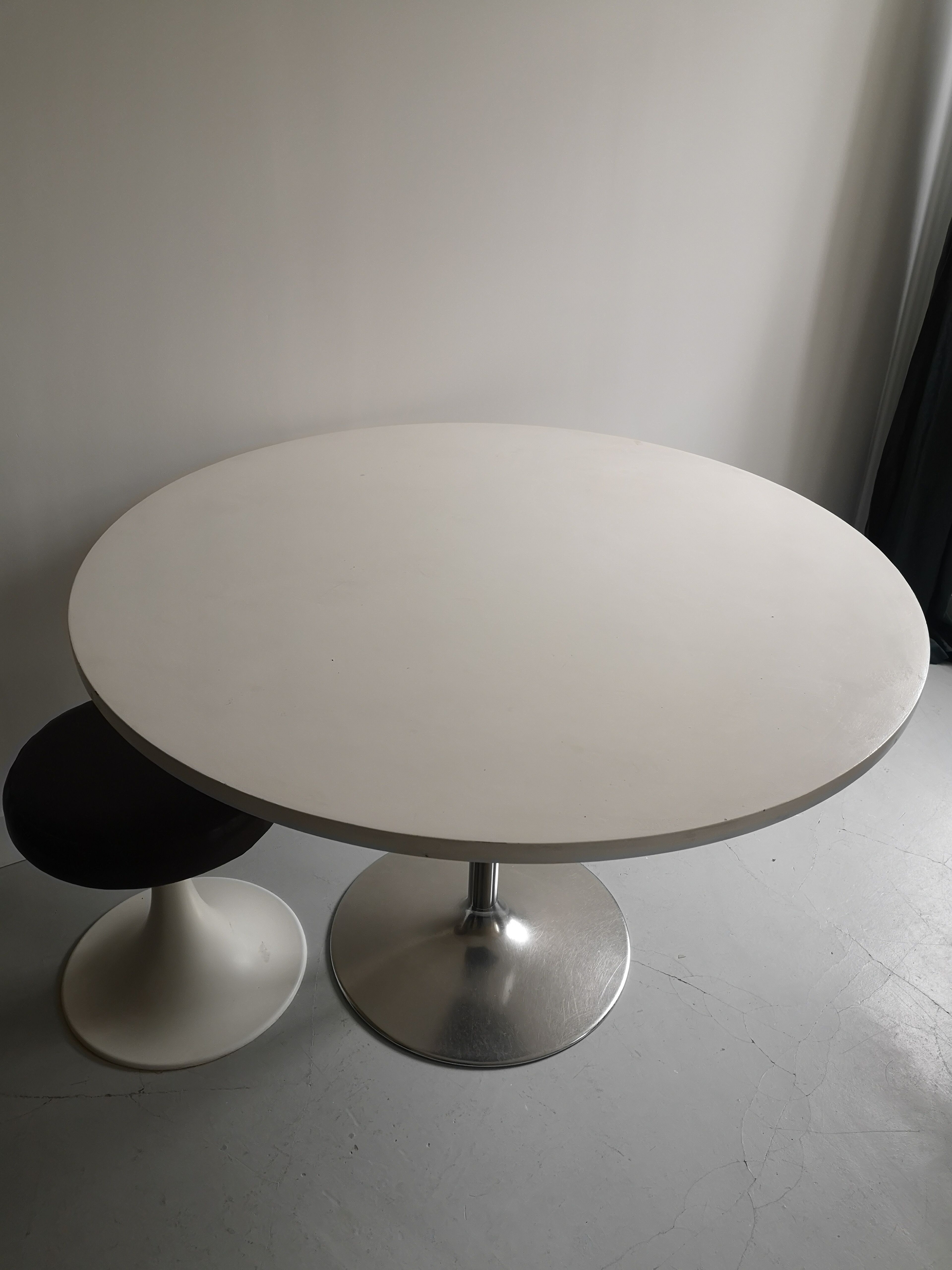 white tulip dining table