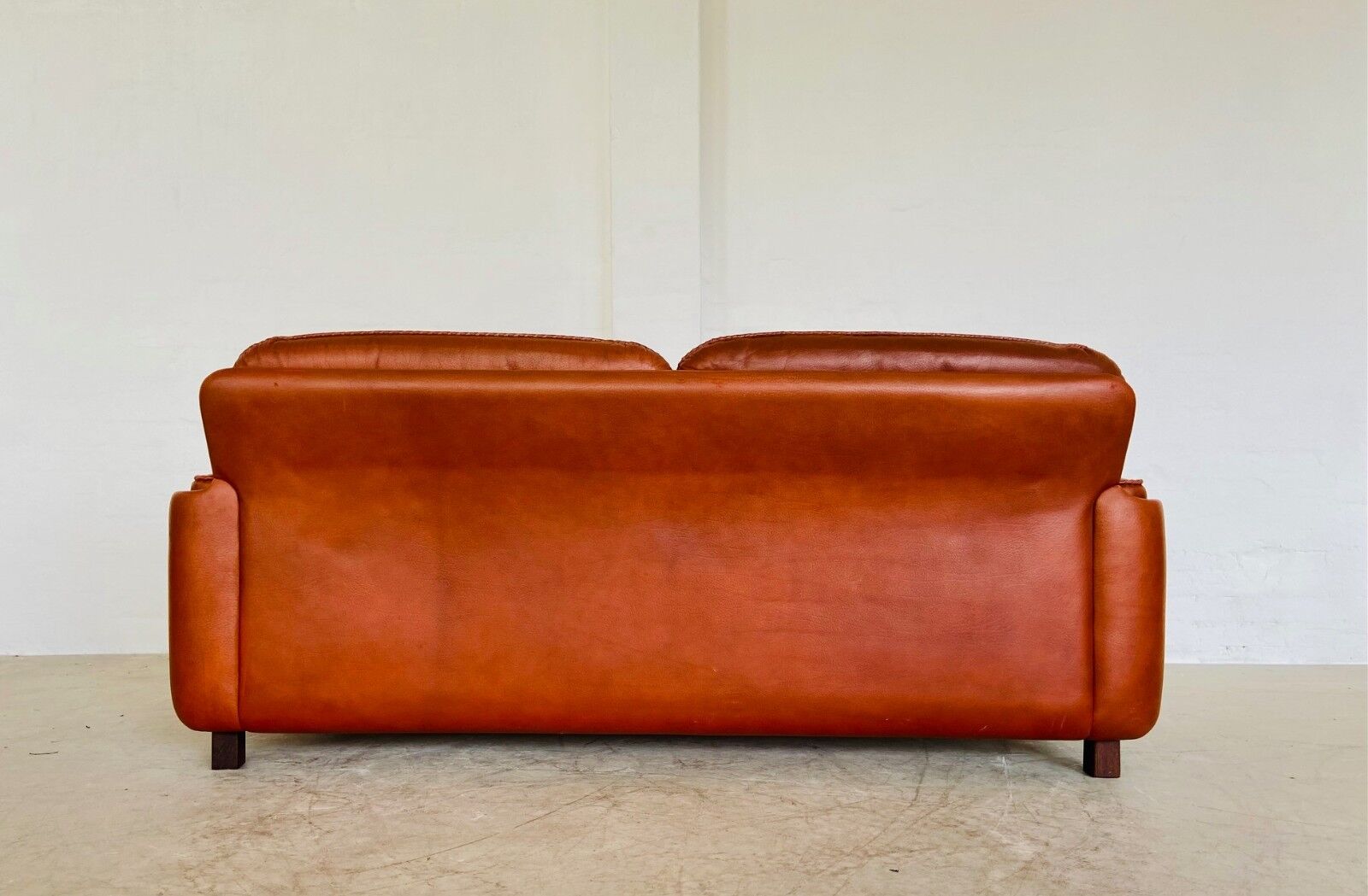 Canapé 2 places vintage danois en cuir cognac du milieu du siècle par Sigurd Resell