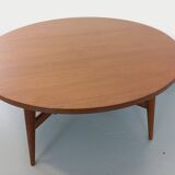 Large round vintage Scandinavian coffee table Smorrebrod by Arne Vodder, extendable into a dining table
