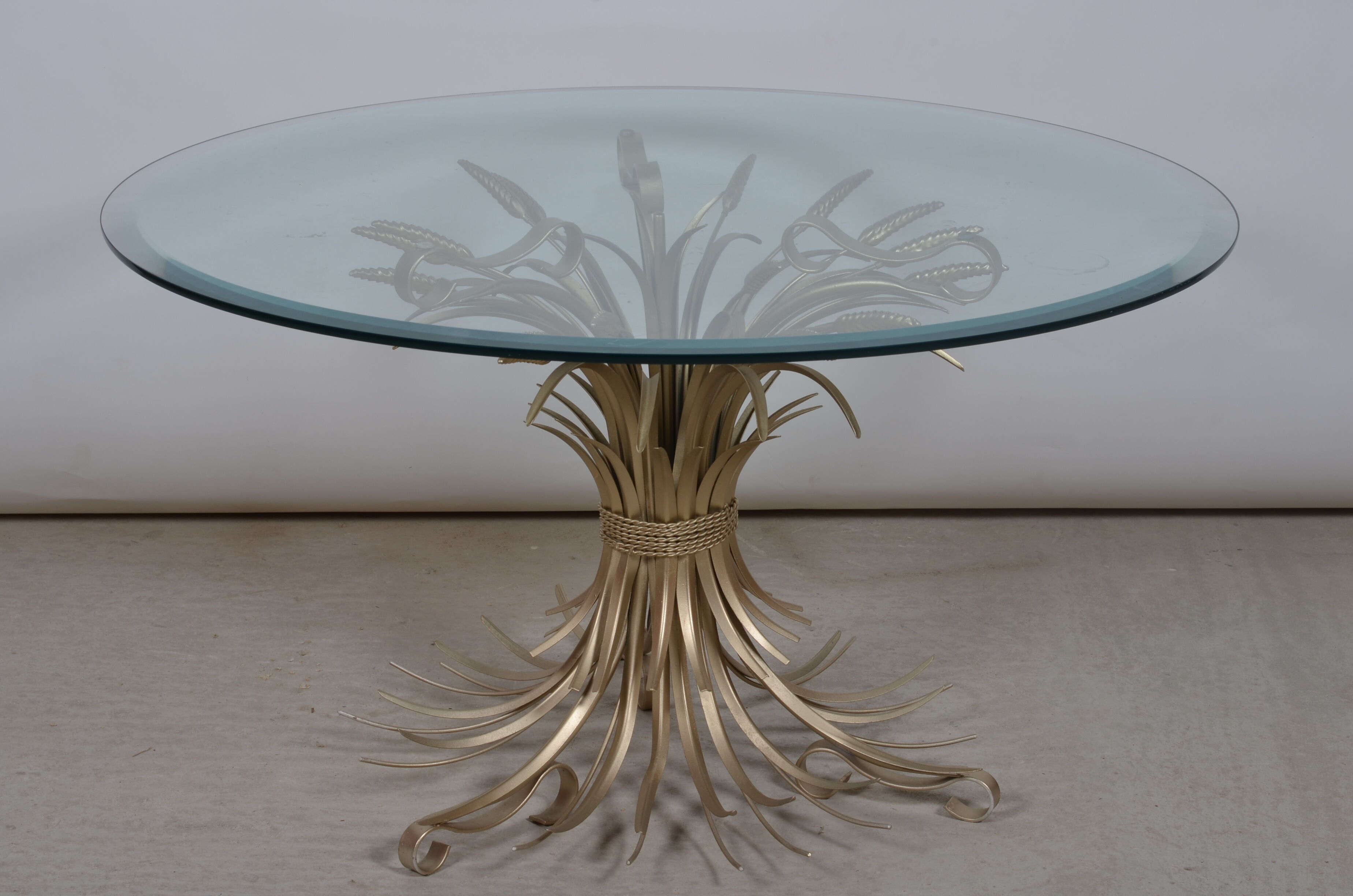Coffee table sheaf of wheat
