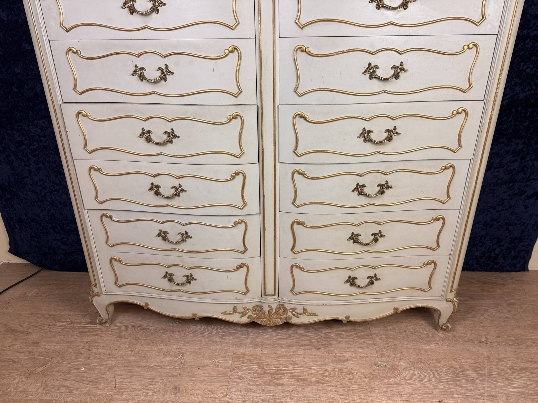 Louis XV style double row crossbow chest of drawers in lacquered and gilded wood circa 1900