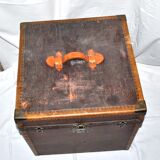 Old square trunk in wood, brass and leather - Travel chest 1920 45cm