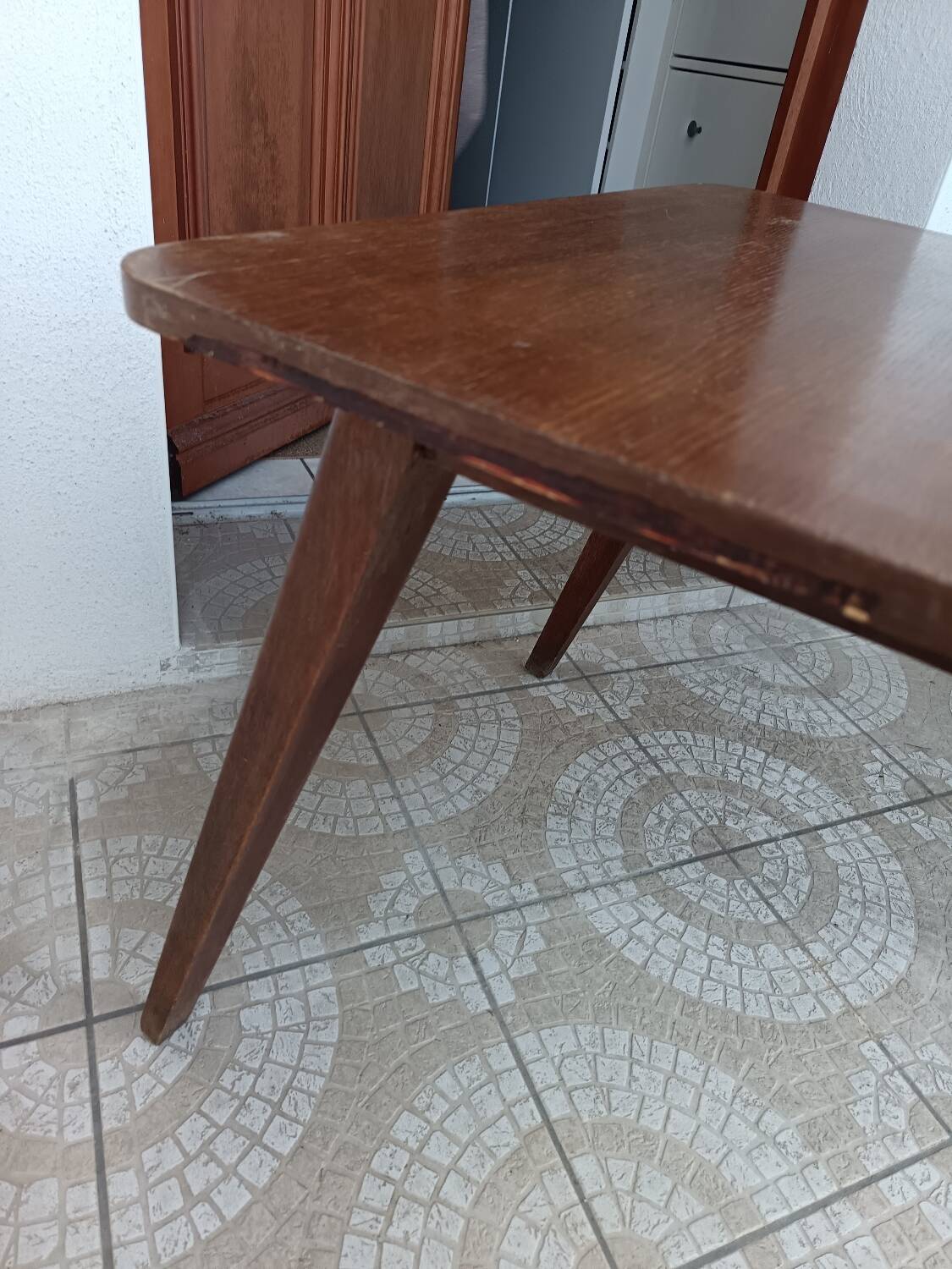 Coffee table from the 1950s