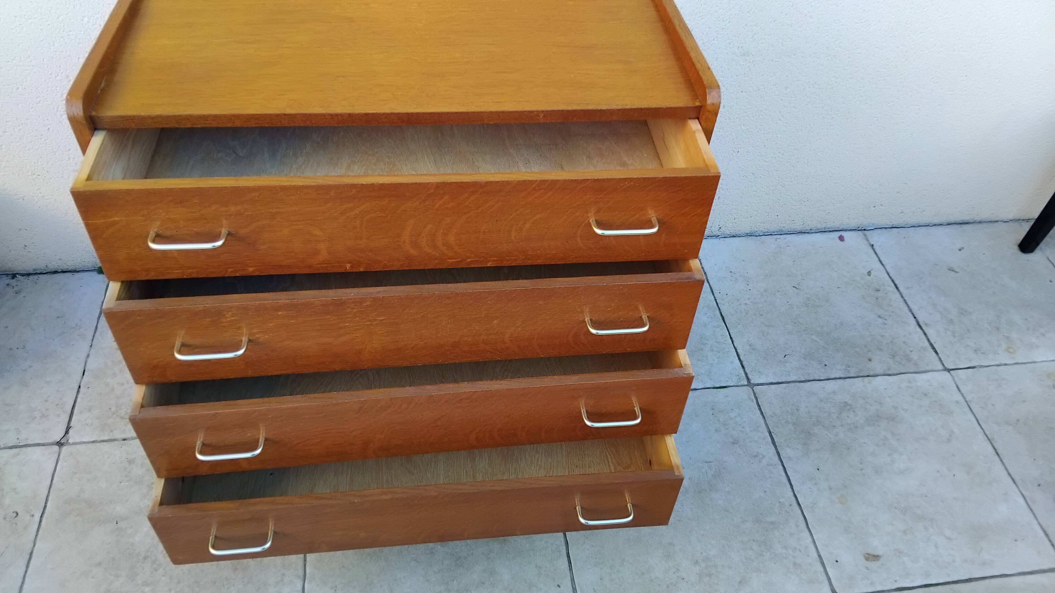 Vintage chest of drawers from the 50s and 60s
