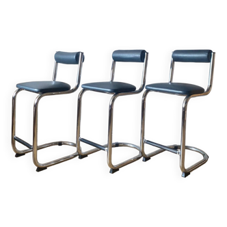 3 chrome metal bar stools