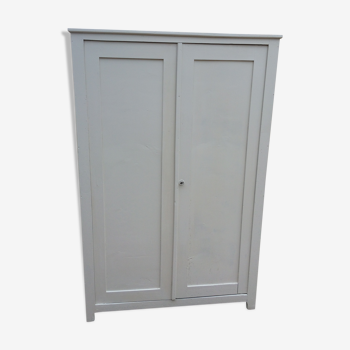 Armoire parisienne