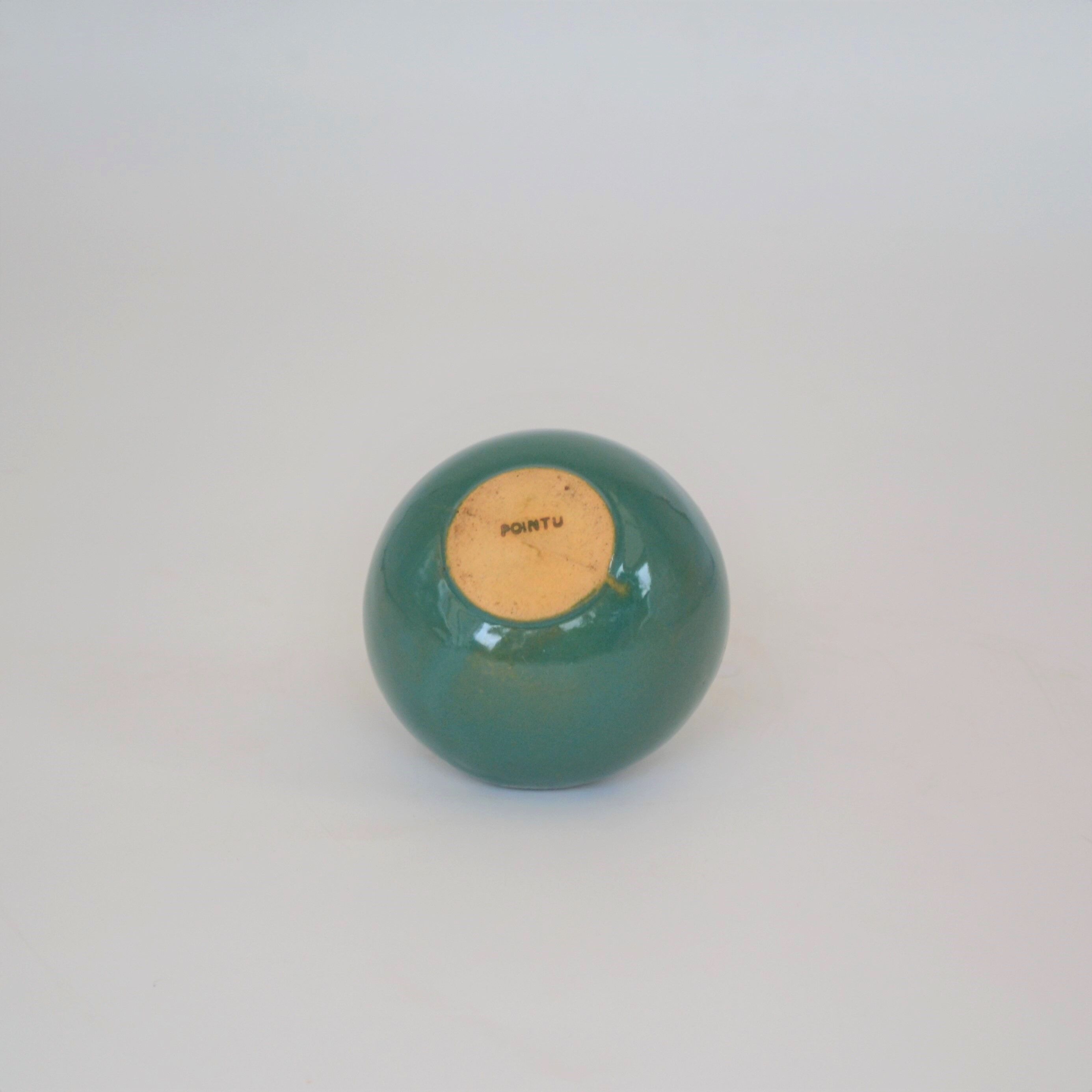 Sandstone ball vase decorated with white cracked by Léon Pointu in Saint-Amand-en-Puisaye