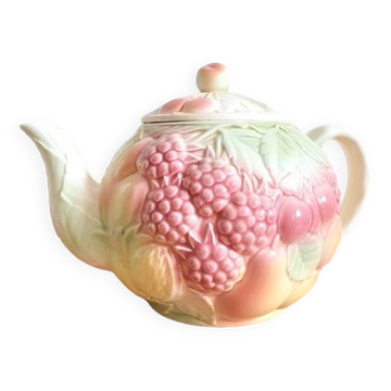 Salins slip teapot