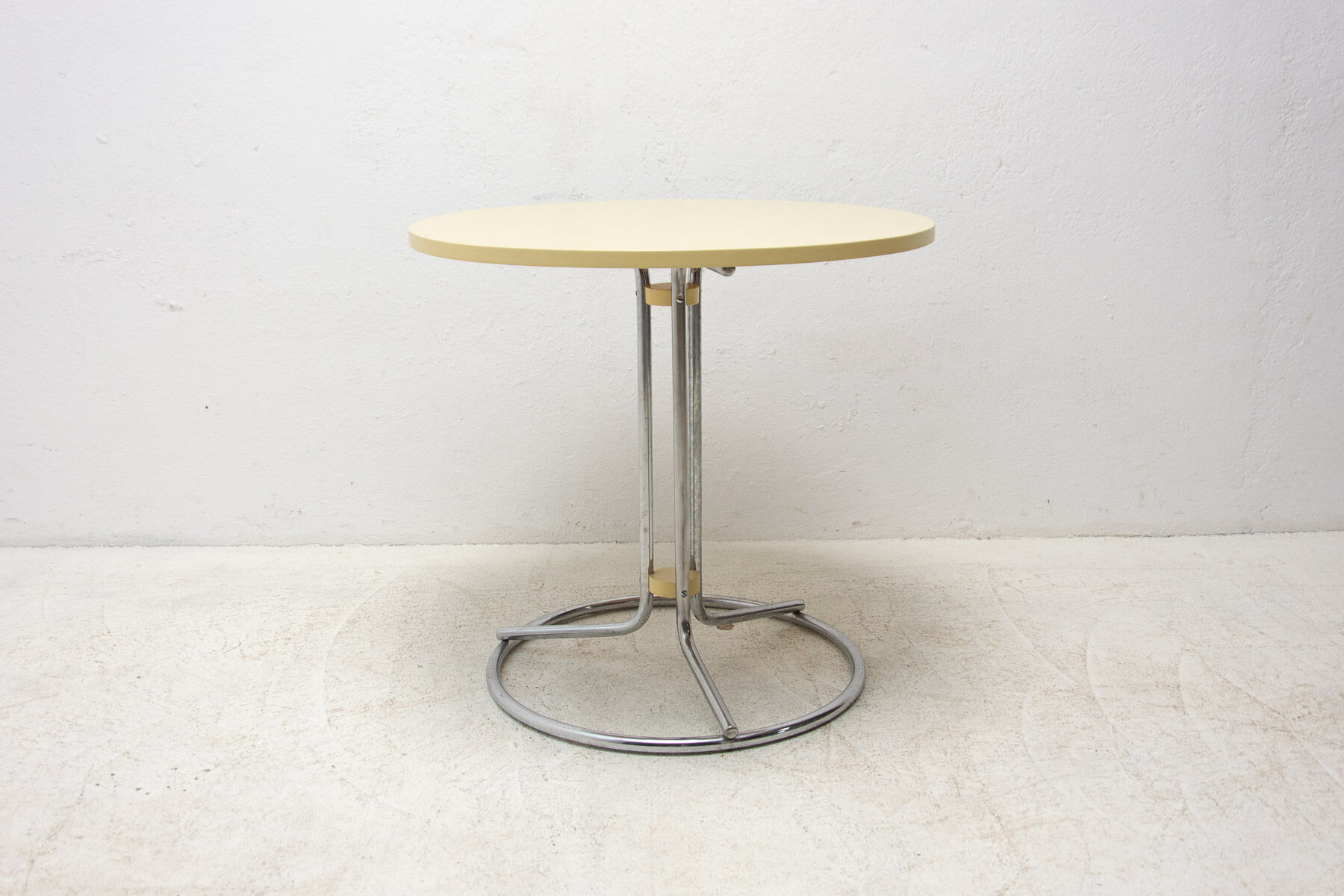 Table basse Bauhaus, années 1930, Tchécoslovaquie