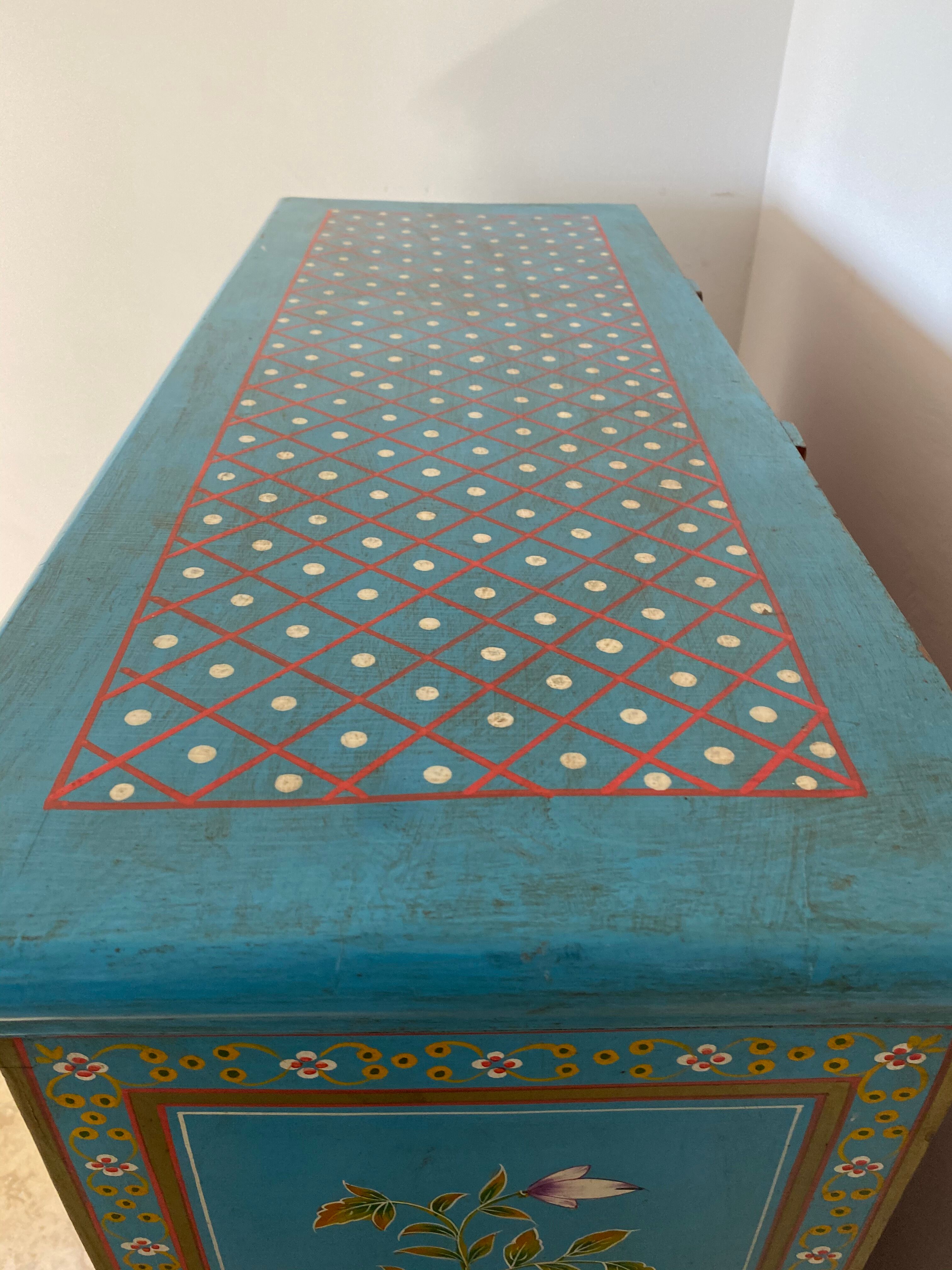 Painted cabinet with floral decoration