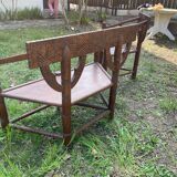 LOT 2 CHAIRS / 1 VINTAGE OAK BENCH WITH A TRIANGULAR SEAT