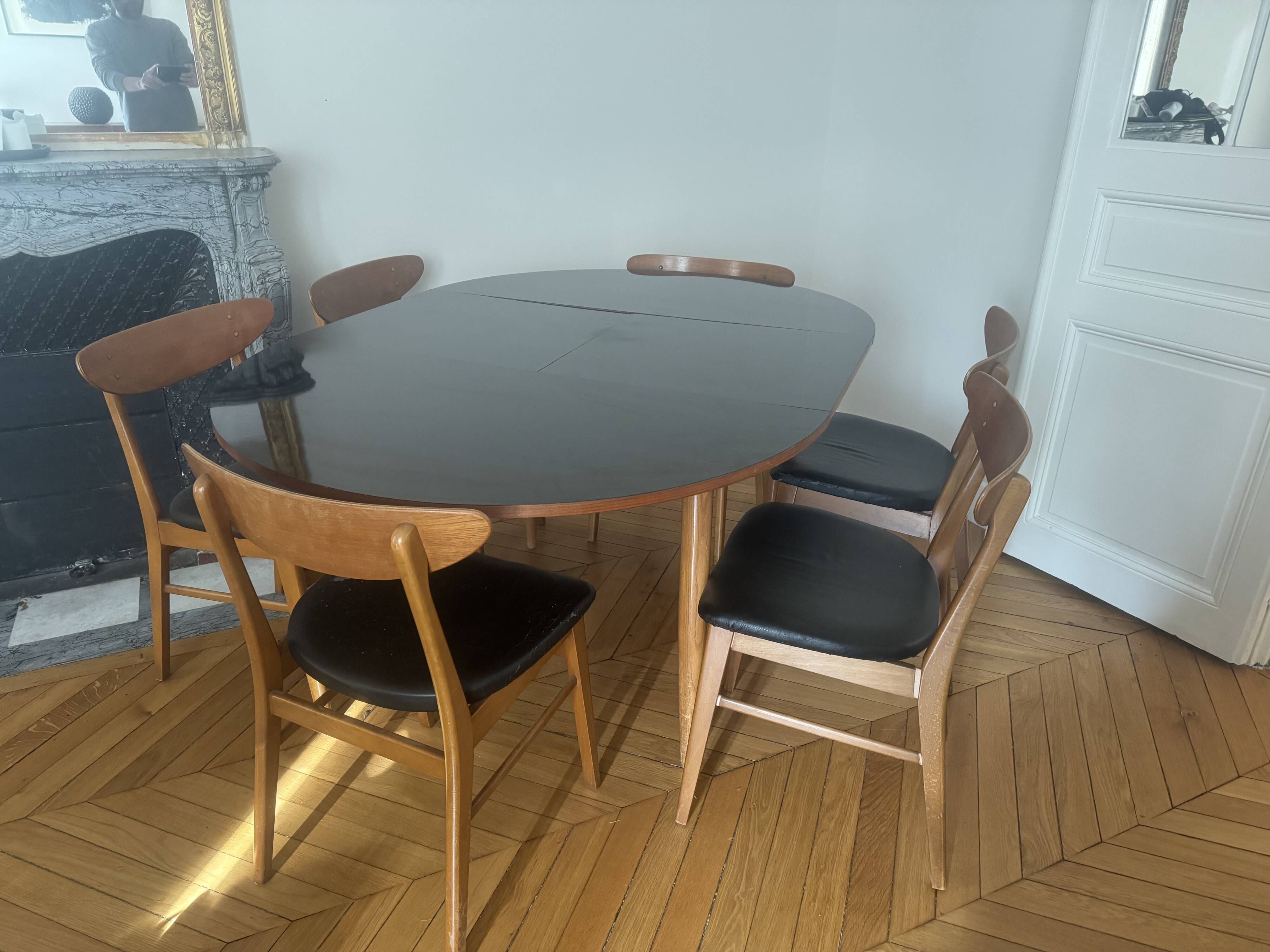 Butterfly leaf dining table, Lubke Vintage 1950s