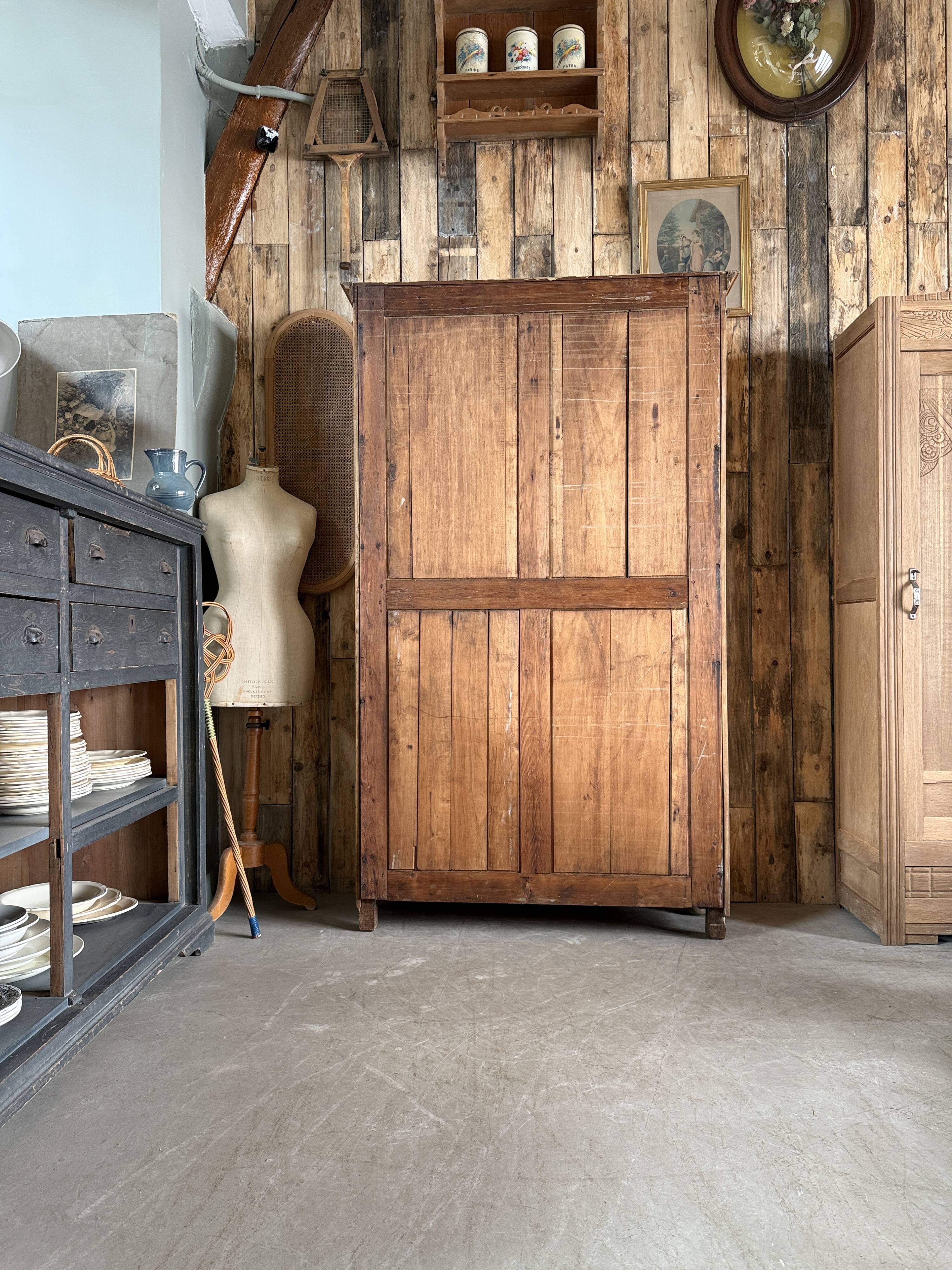 Antique oak display cabinet (renovated)
