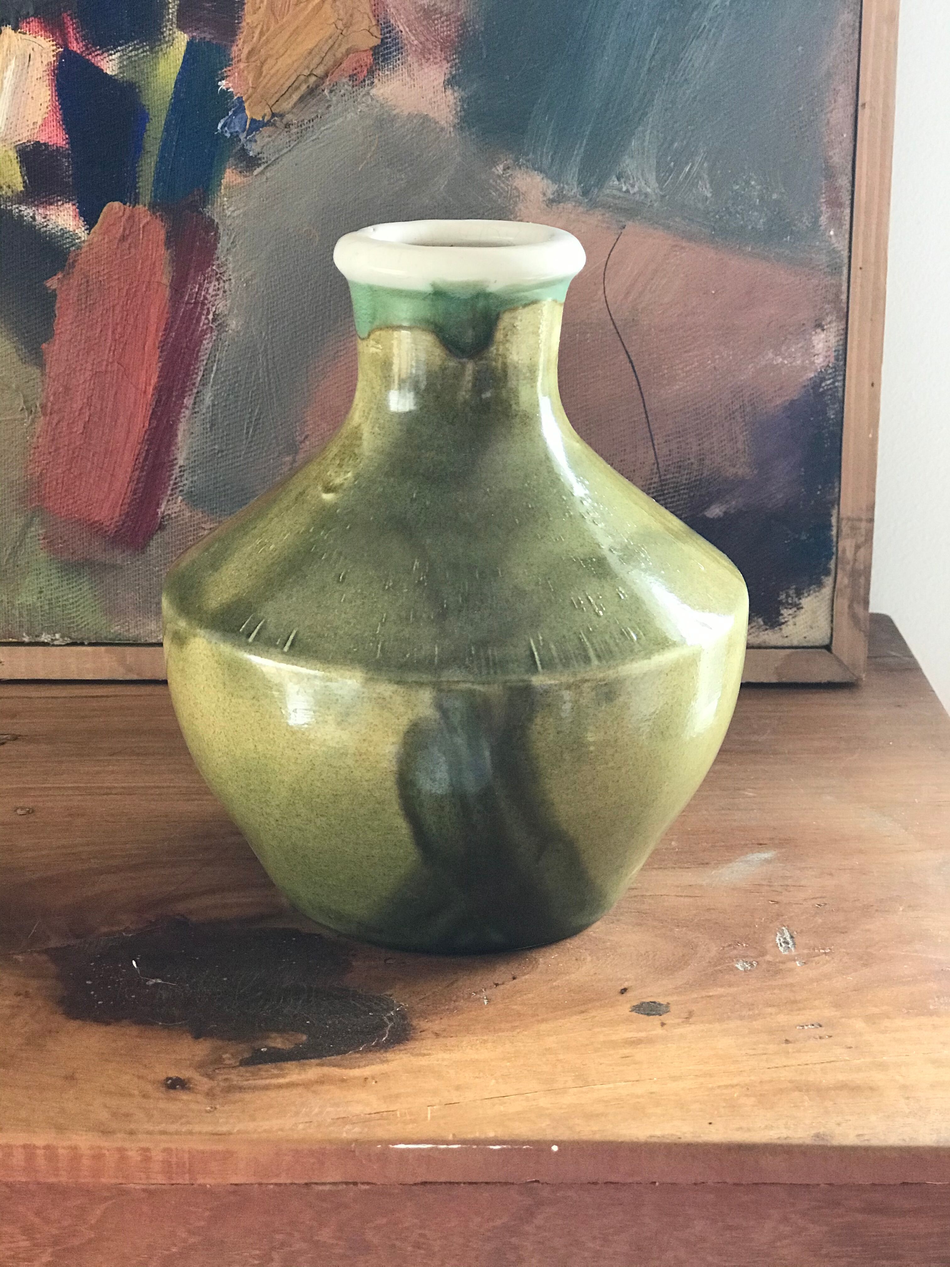 Ceramic vase