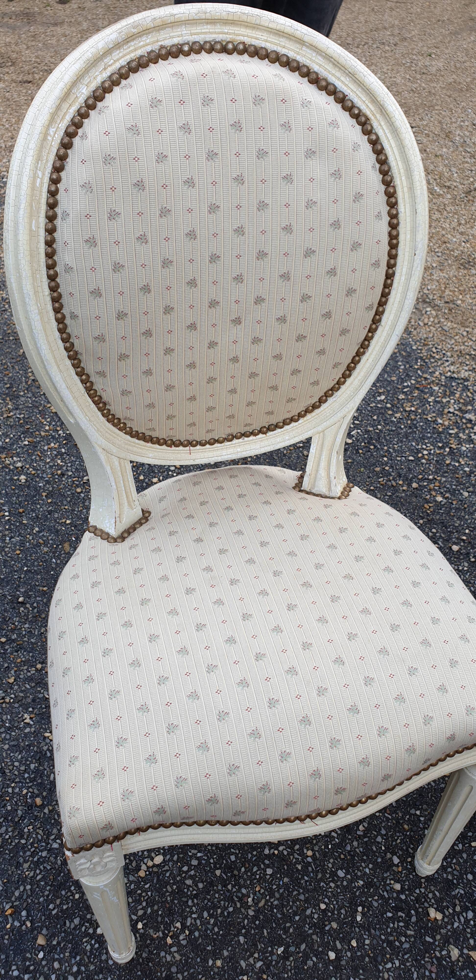 Pair of chairs medallion Louis XVl