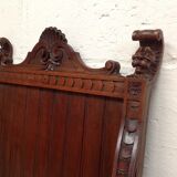 Paire de fauteuils anciens curules dit Dagobert en bois sculpté