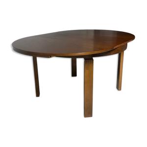 Table ronde brutaliste
