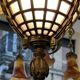 Joli lustre XIXe de style Louis XVI en bronze doré