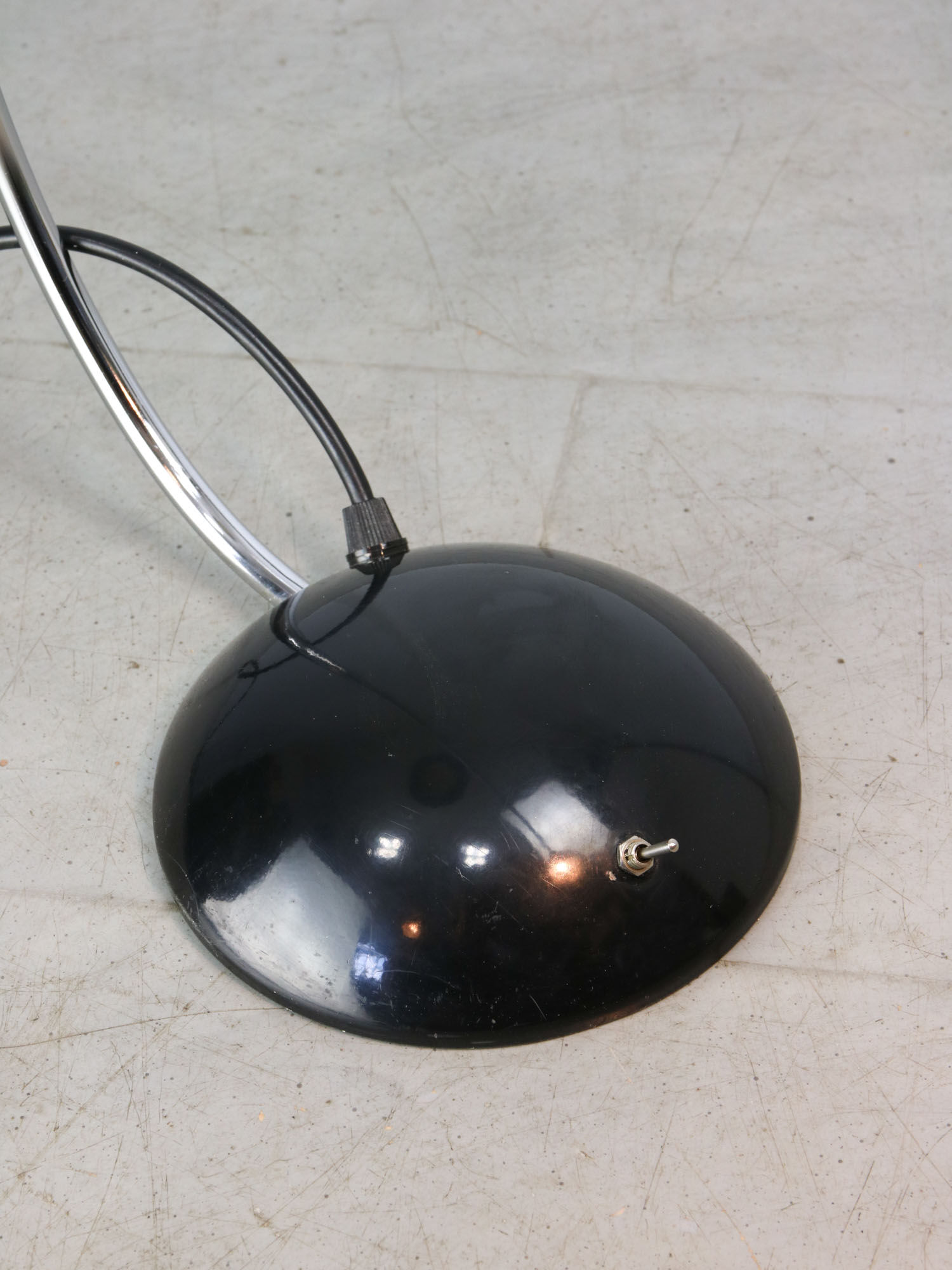 Vintage black & chrome arc table lamp from meblo, 80s