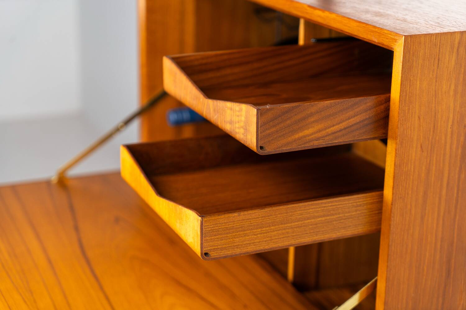 Rare Poul Cadovius standing wall-unit with bar (Denmark, 1960s).