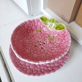 Egouttoir et grand plat barbotine motif framboise