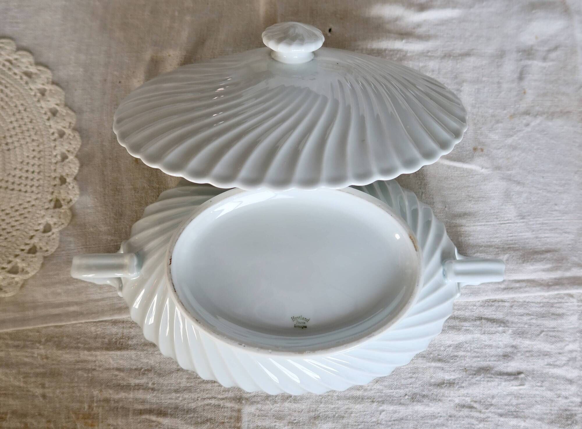 Vintage white porcelain soup tureen with twists from Limoges Haviland